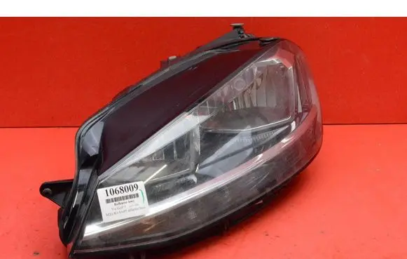 Volkswagen Golf Sportsvan Headlight/headlamp 5G1941005D