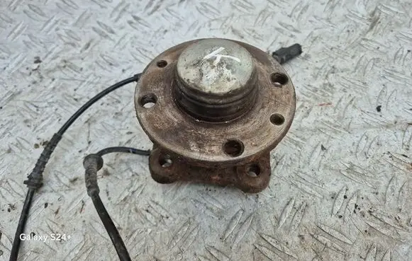 Lancia Delta III Rear wheel hub