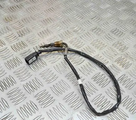 Audi A5 Oil temperature sensor 8W0906088E