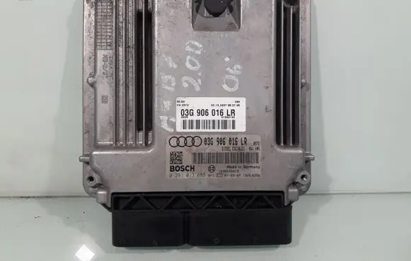 Audi A4 S4 B7 8E 8H Engine control unit/module 03G906106LR 0281013888