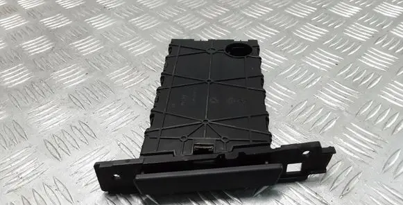 BMW 3 E90 E91 Cup holder 51457127463 7127463