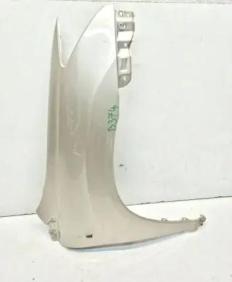 Lexus RX 300 Fender