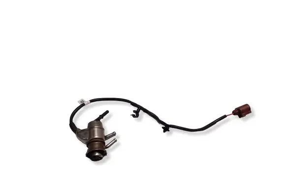 Audi Q3 8U AdBlue injector 0444025046 04L131113Q