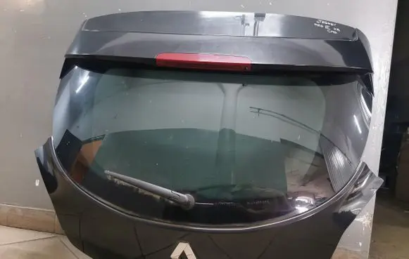Renault Megane III Tailgate/trunk/boot lid