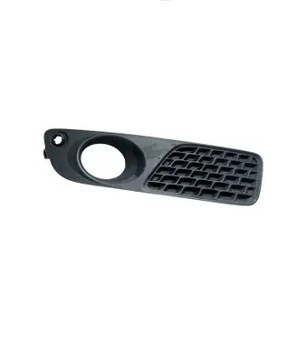 Volvo V70 Front bumper lower grill 30763109