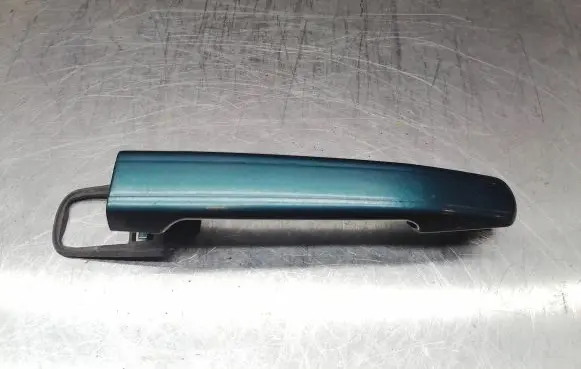 Mercedes-Benz C W202 Front door exterior handle