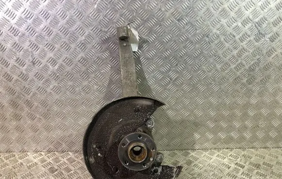 Volvo XC90 Front wheel hub