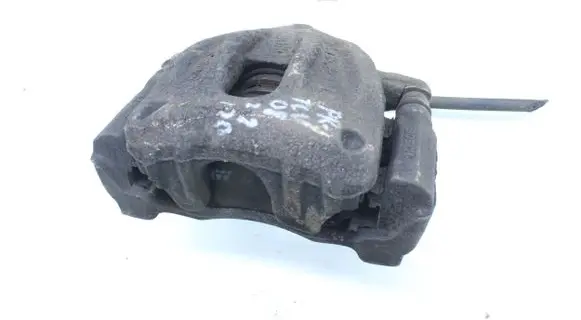 Toyota Corolla Verso AR10 Front brake caliper