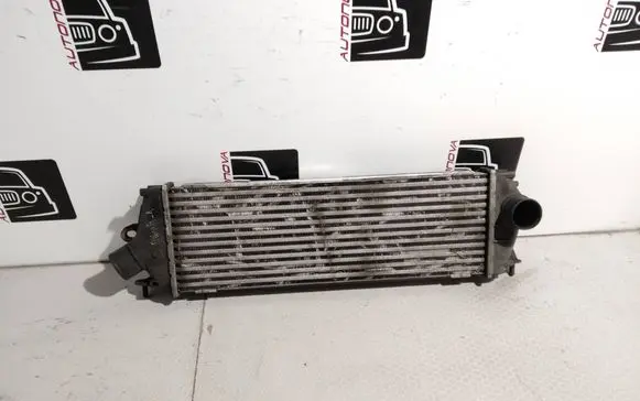 Nissan Primastar Intercooler radiator 992563JB 93854162 8200411160C