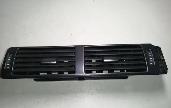 Audi A6 S6 C5 4B Dash center air vent grill 4B1820951