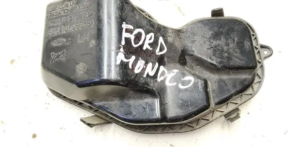 Ford Focus Headlight/headlamp dust cover 4M5113K060BA