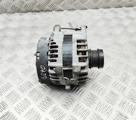 Mercedes-Benz GLA W156 X156 Generator/alternator 0125711030 A0009061903