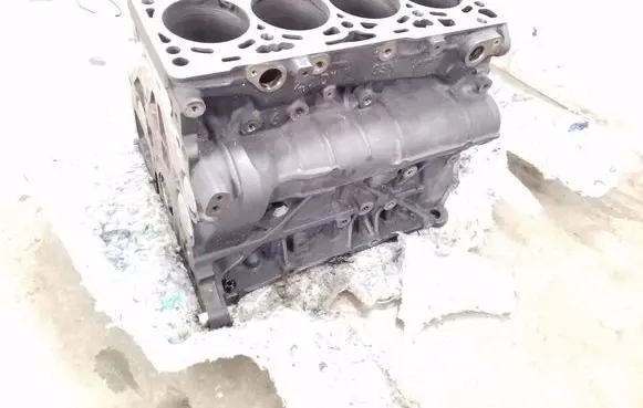 Skoda Octavia Mk3 (5E) Engine block 03n023a