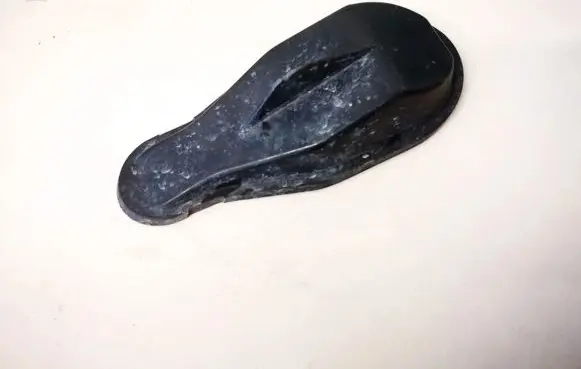 Headlight/headlamp dust cover