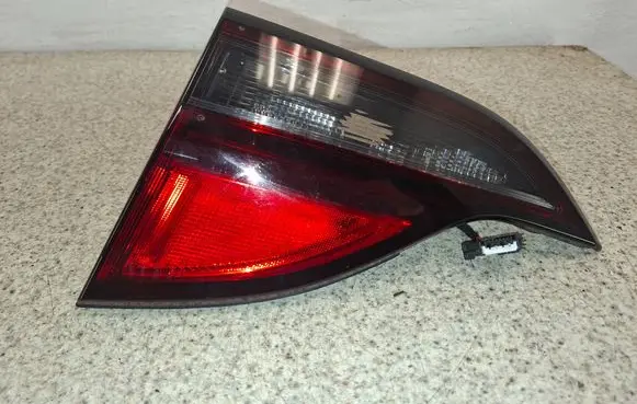 Opel Zafira C Tailgate rear/tail lights 39028597 428448700 21460203