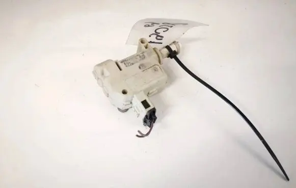 Volkswagen PASSAT B6 Central locking motor 3c0810773