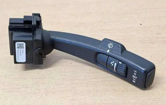 Volvo S60 Wiper control stalk 31394003