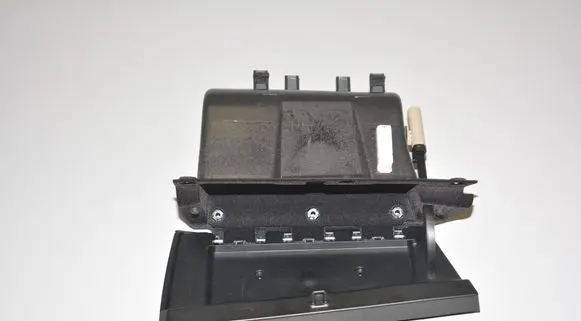 BMW i3 Glove box 9283019 9326043
