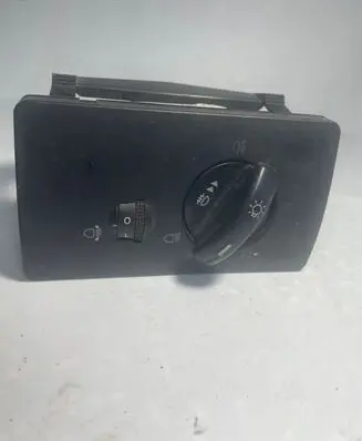 Ford Mondeo Mk III Light switch 1S7T13A024BB