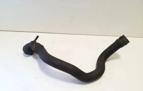 Volkswagen PASSAT B6 Engine coolant pipe/hose 3C0122291