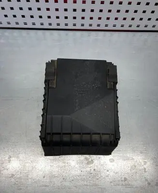 Volkswagen PASSAT B6 Fuse module 3C0937125 63592777