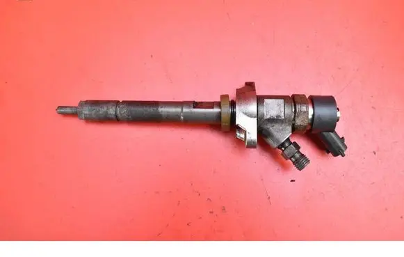 Fuel injector