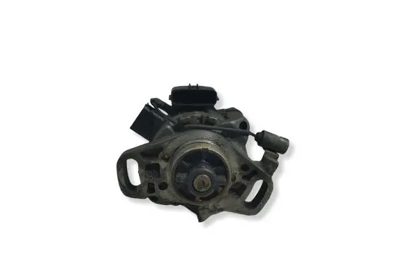 Mazda 323 F Spark distributor T2T57371