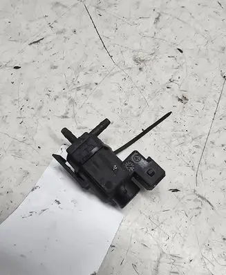Volvo S60 Turbo solenoid valve 30611668