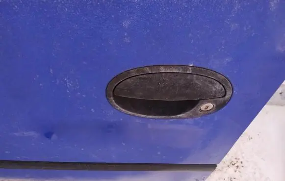 Opel Meriva A Front door exterior handle 