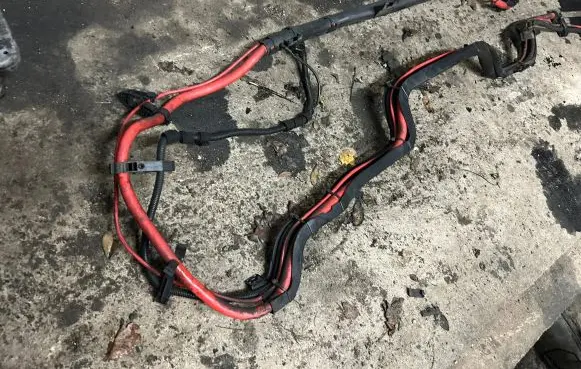 BMW X5 E70 Positive cable (battery) 9154716 9151716