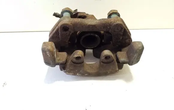 Volkswagen Sharan Front brake caliper 7M3105E