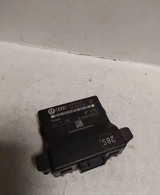 Volkswagen Touran I Gateway control module 1K0907530F 1K0907951