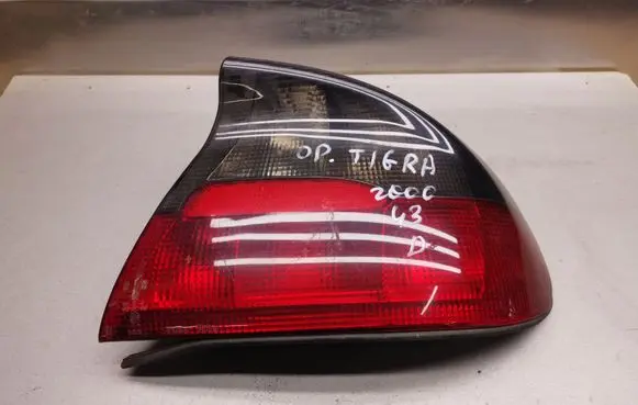 Opel Tigra A Rear/tail lights