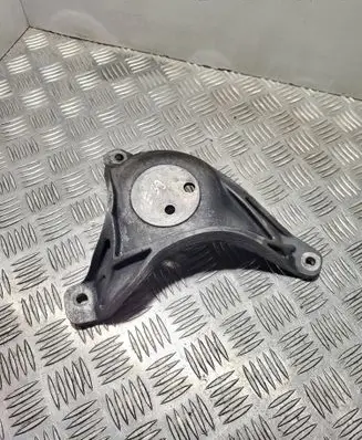 BMW 5 E39 Engine mounting bracket 1096080