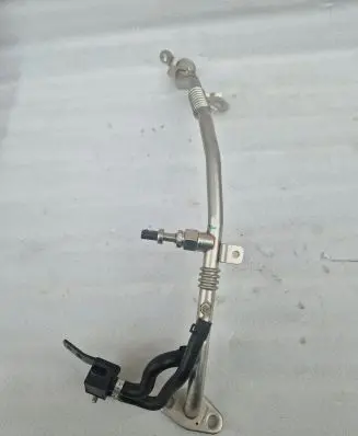 Ford Explorer VI EGR valve line/pipe/hose KA1A5L200AB LB5E9E469BB