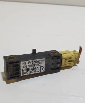 Nissan Micra Airbag deployment crash/impact sensor 98830BM740 0285002009