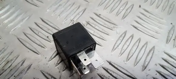 Volvo V70 Other relay 9441158 v23134j52x346