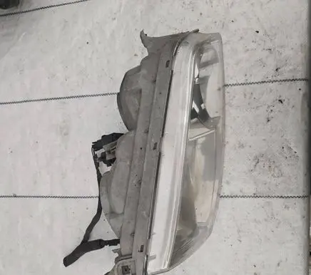 Hyundai H-100 Headlight/headlamp 921024a5xx