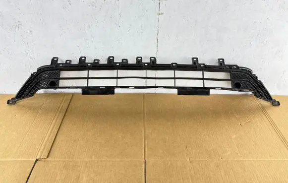 Mitsubishi Eclipse Cross Front grill 6402A587