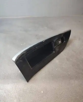 Subaru Forester SJ Electric window control switch 83071SG120