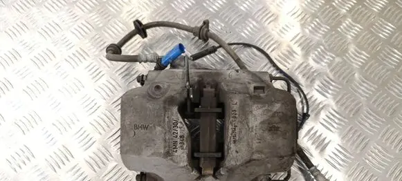 BMW 5 G30 G31 G38 Front brake caliper 688373501