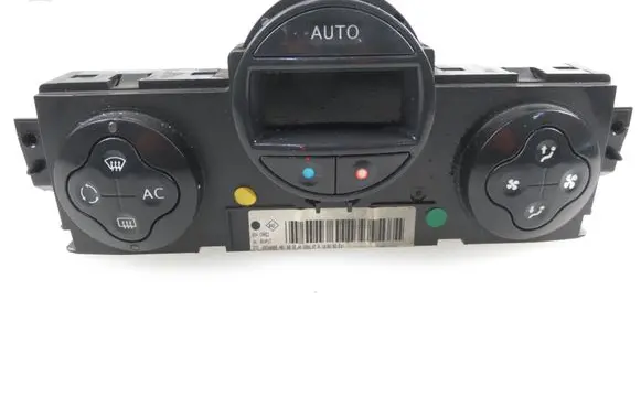 Renault Megane II Interior fan control switch 8200070752