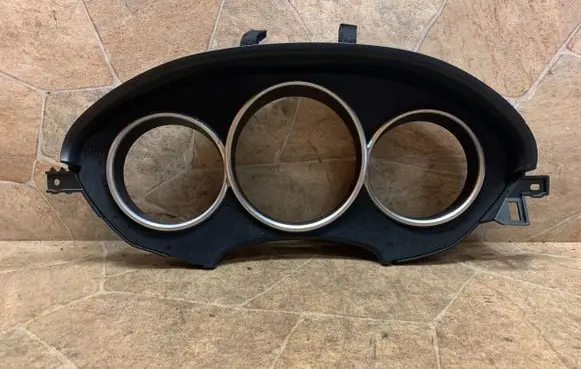 Mercedes-Benz CLS C218 X218 Dashboard trim 105027195