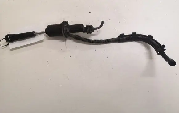Peugeot 407 Clutch master cylinder 9638257980