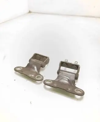 Toyota Avensis T270 Tailgate/trunk/boot hinge