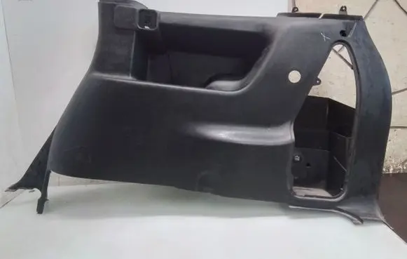 Opel Zafira A Trunk/boot lower side trim panel 90580304