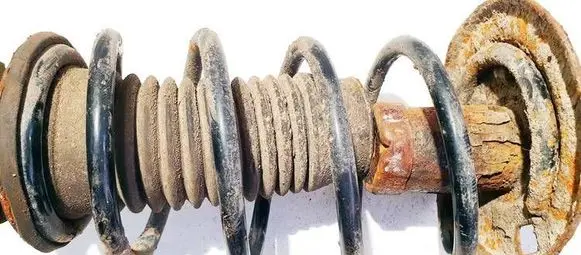 Toyota Yaris Front coil spring 