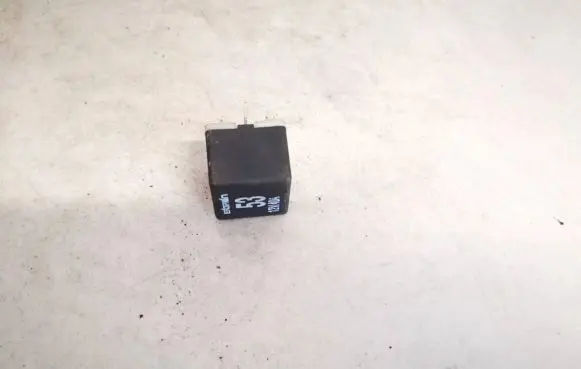 Volkswagen Golf IV Other relay 141951253B