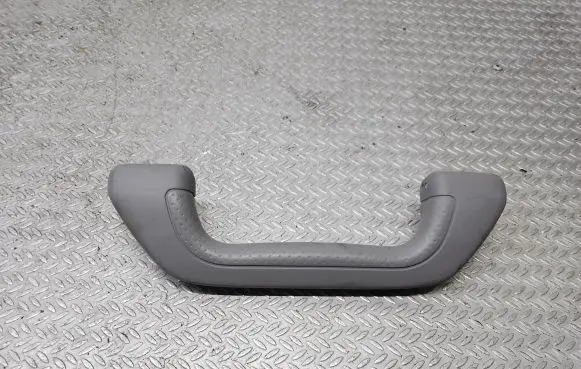 Honda CR-V Rear interior roof grab handle