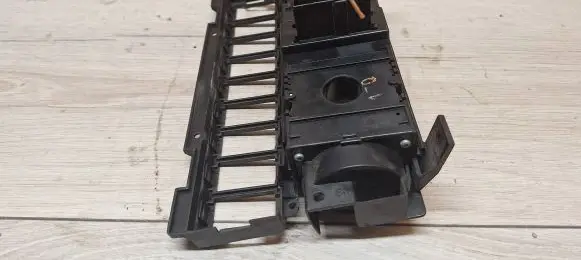 Mercedes-Benz E W124 Climate control unit 1248302785 9140010110